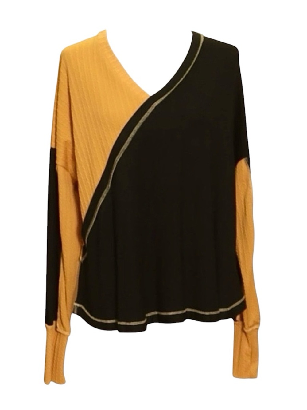 SUGARFOX LONG SLEEVE V-NECK TWO-TONE TOP IN MUSTARD AND BLACK WITH THUMBHOLES